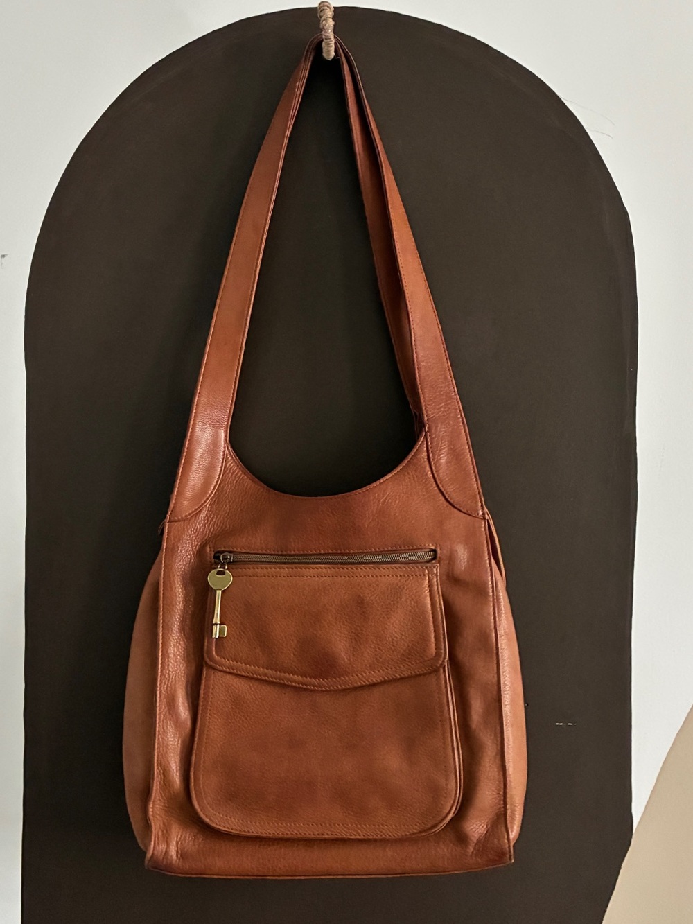 Fossil Cognac Brown Genuine Leather Shoulder Bag Hobo Tote Travel safe zip close